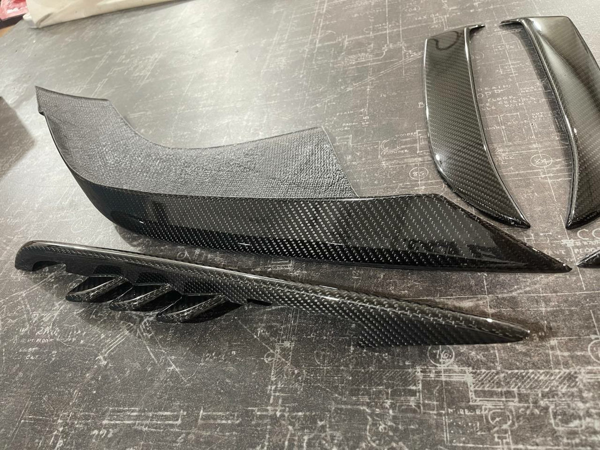Set Carbon Fiber front Bumper Overlays compatible with Porsche Cayenne Coupe Turbo GT 2024